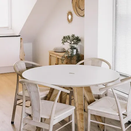 Boulevard 5 מלון דירות