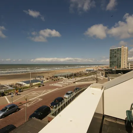 Boulevard 5 Apartahotel